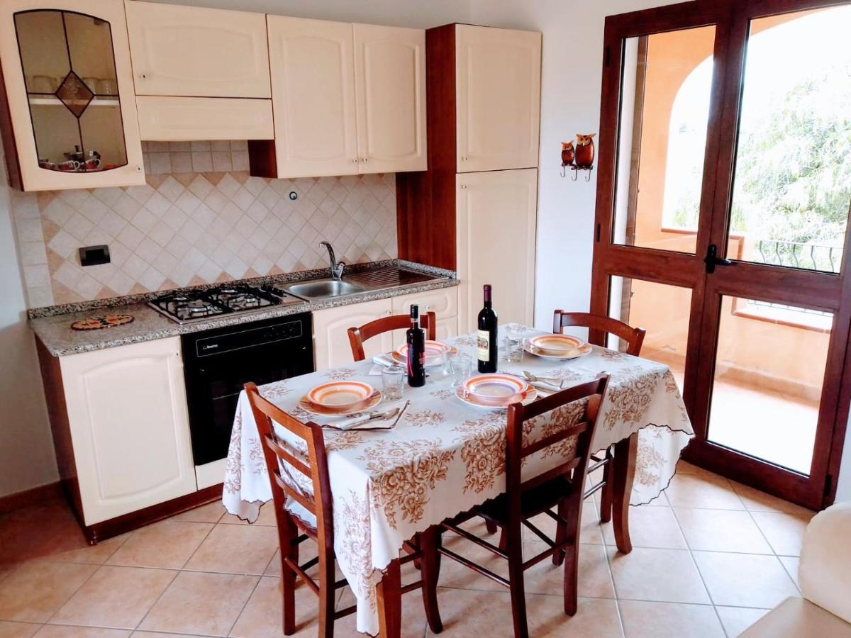 Residenza Rosa Maria Apartment Orosei Bagian luar foto