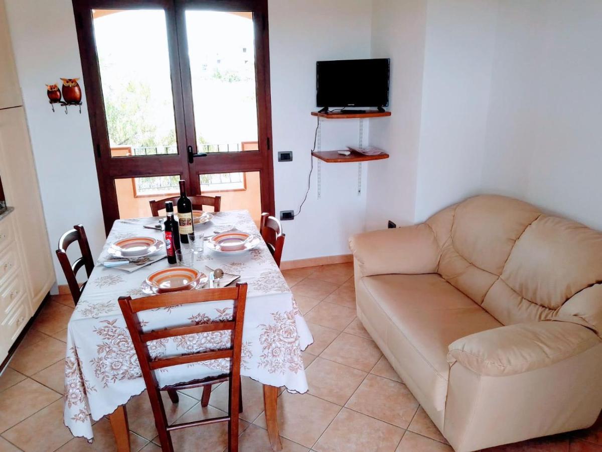 Residenza Rosa Maria Apartment Orosei Bagian luar foto