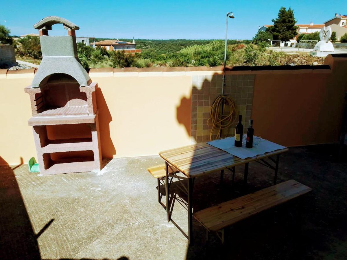 Residenza Rosa Maria Apartment Orosei Bagian luar foto